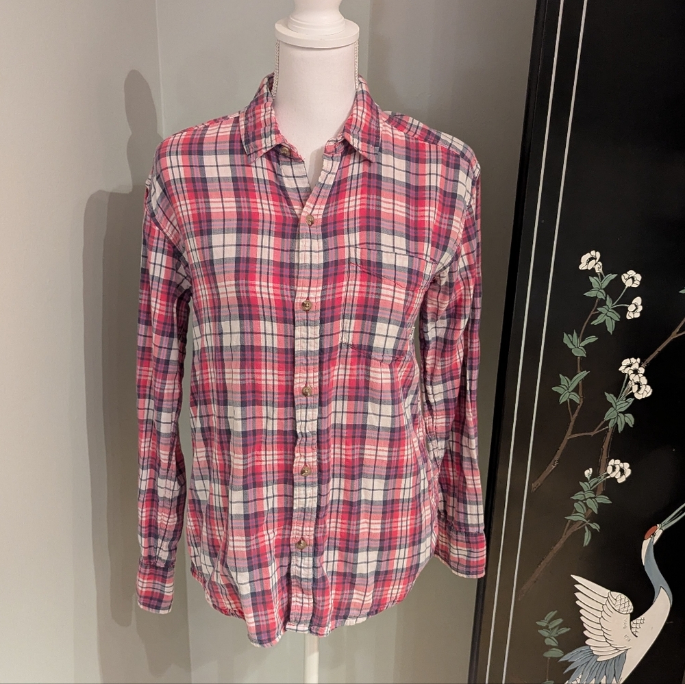TNA Aritzia Shirt Womens Small Pink Gray  Plaid Flannel ButtonUp Top Pockets 129